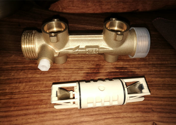 Nb-IOT DN15 Brass Pipe Water Meter Housing CNC Turning G1B Thread